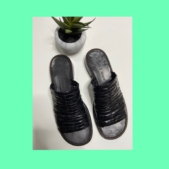 COLE HAAN - Vintage Black Woven Slide Sandals 7aa - Picture 1 of 8